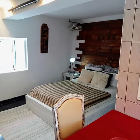 O Anexo Apartment *