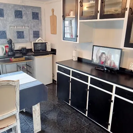 O Anexo Apartment Angra do Heroismo